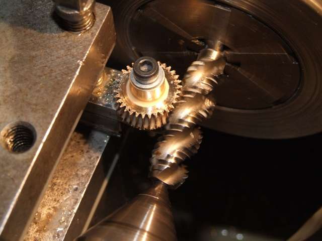 Governor Worm Wheel Hobbing