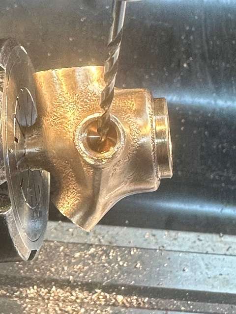 RedwingMixerDrillFuelFeedRes