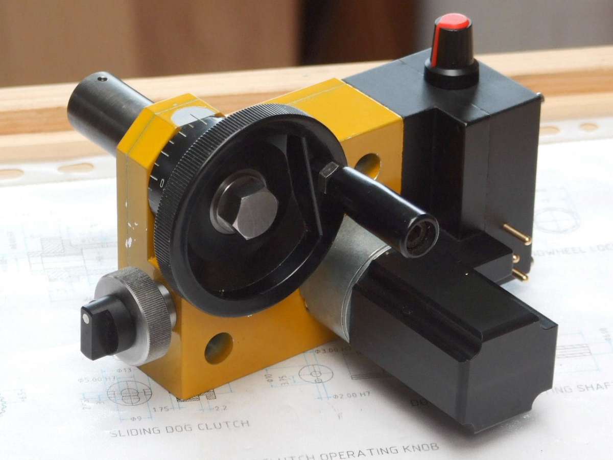 C5 Electric Power Feed
