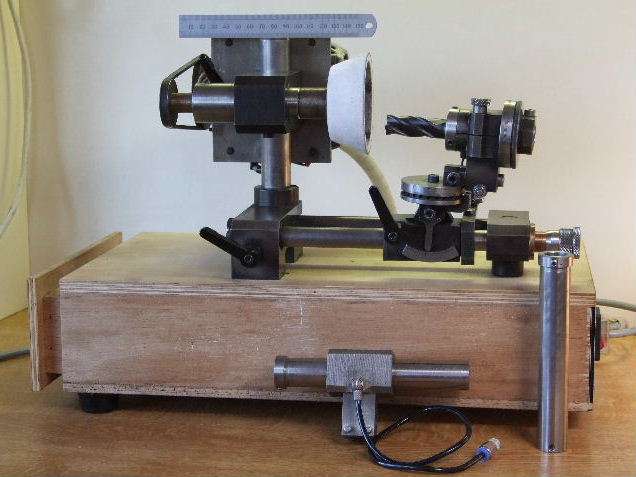 Scale model of a Quorn tool and cutter grinder