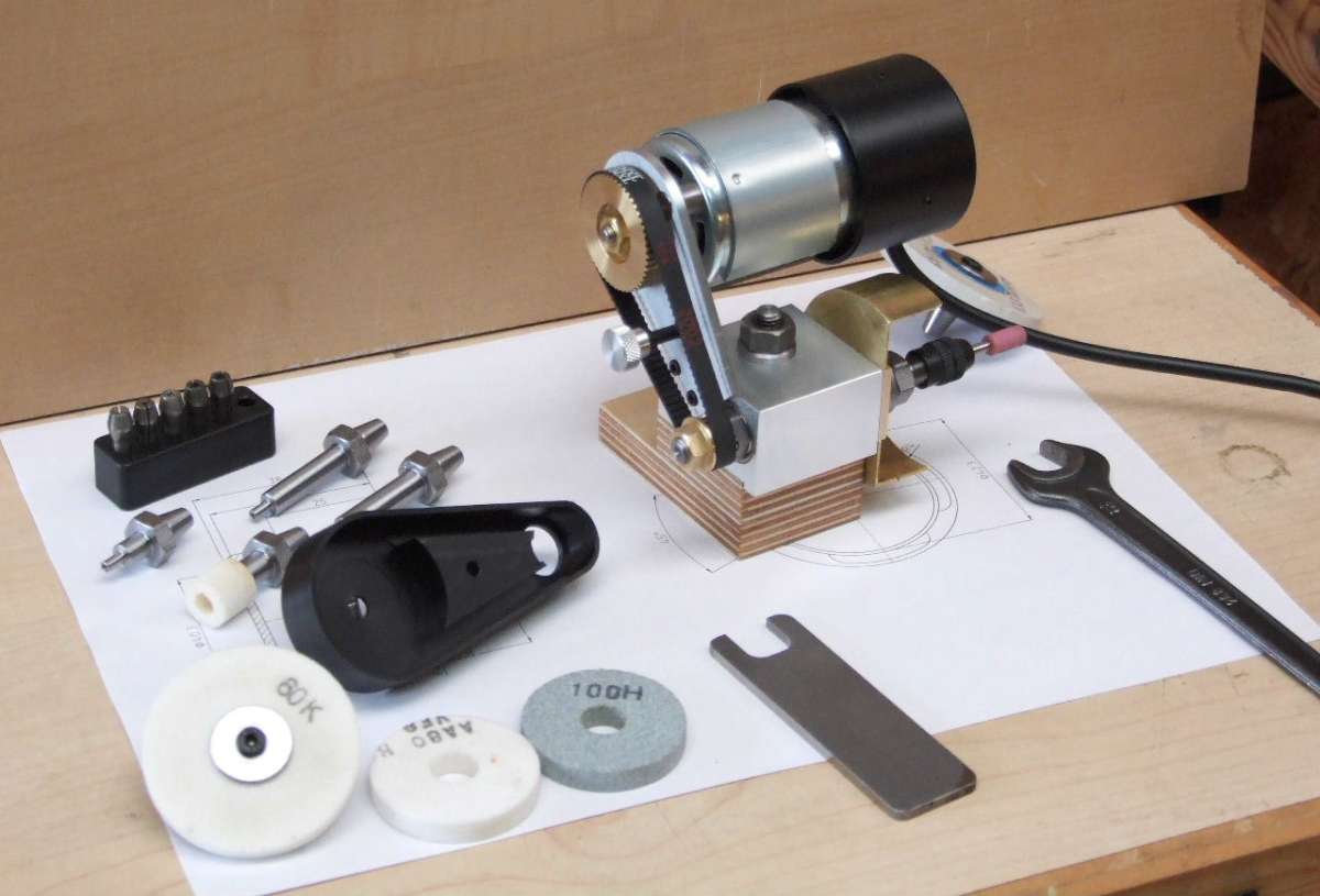 Cover removed showing drive and Proxxon Collet chuck fitted