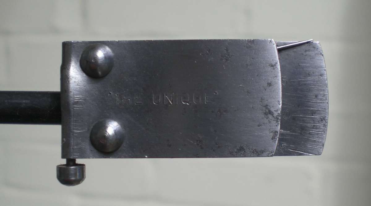 UNIQUE01