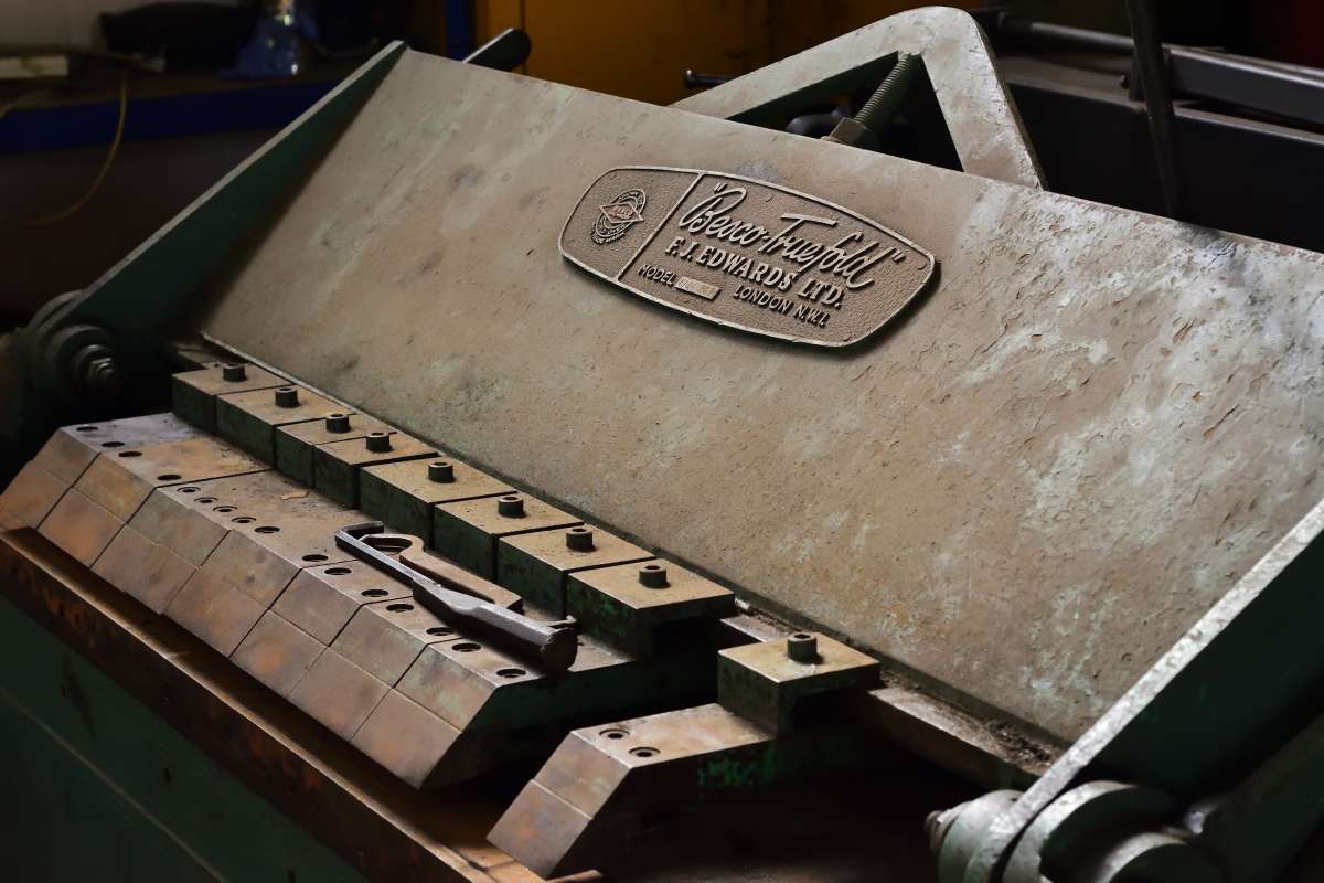 Rav pressbrake