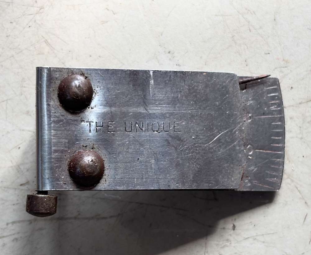 Unique Indicator R