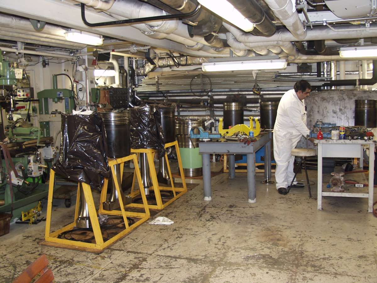 22-07-01-12WonderDG512000HrServWorkshop1
