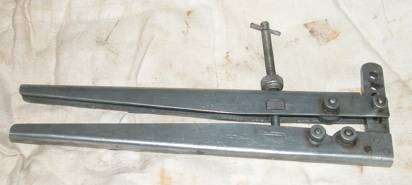 Nutcracker Knurler