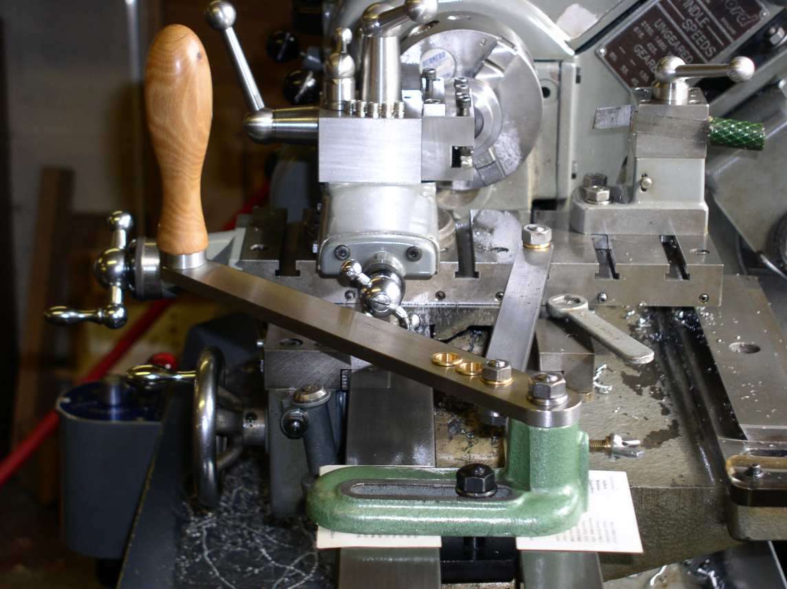 2006-09-30_ME010_Slotting_Lever_01_R