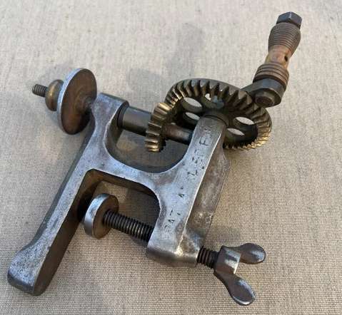 Vintage-Jewellers-Bench-Turntable