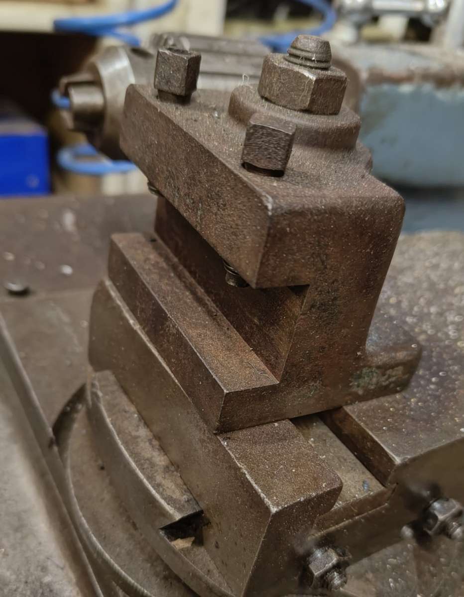 Toolpost