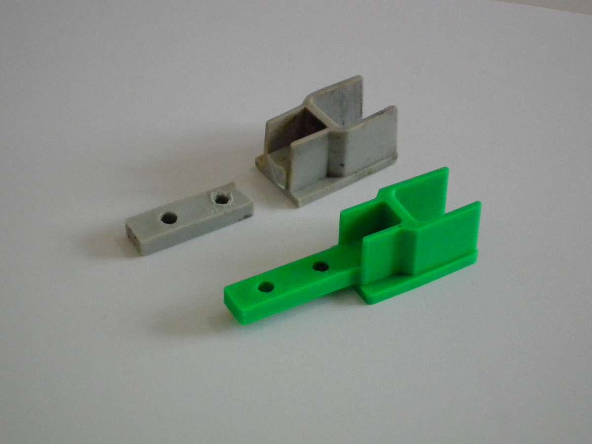 Sliding door part