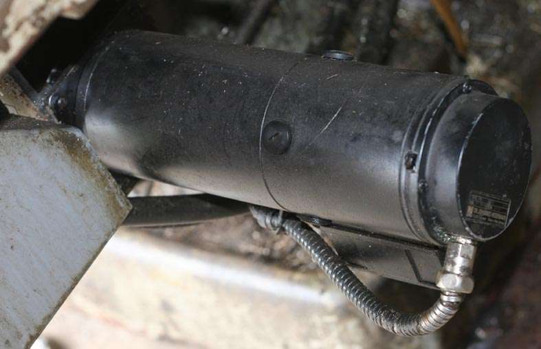 MOTOR