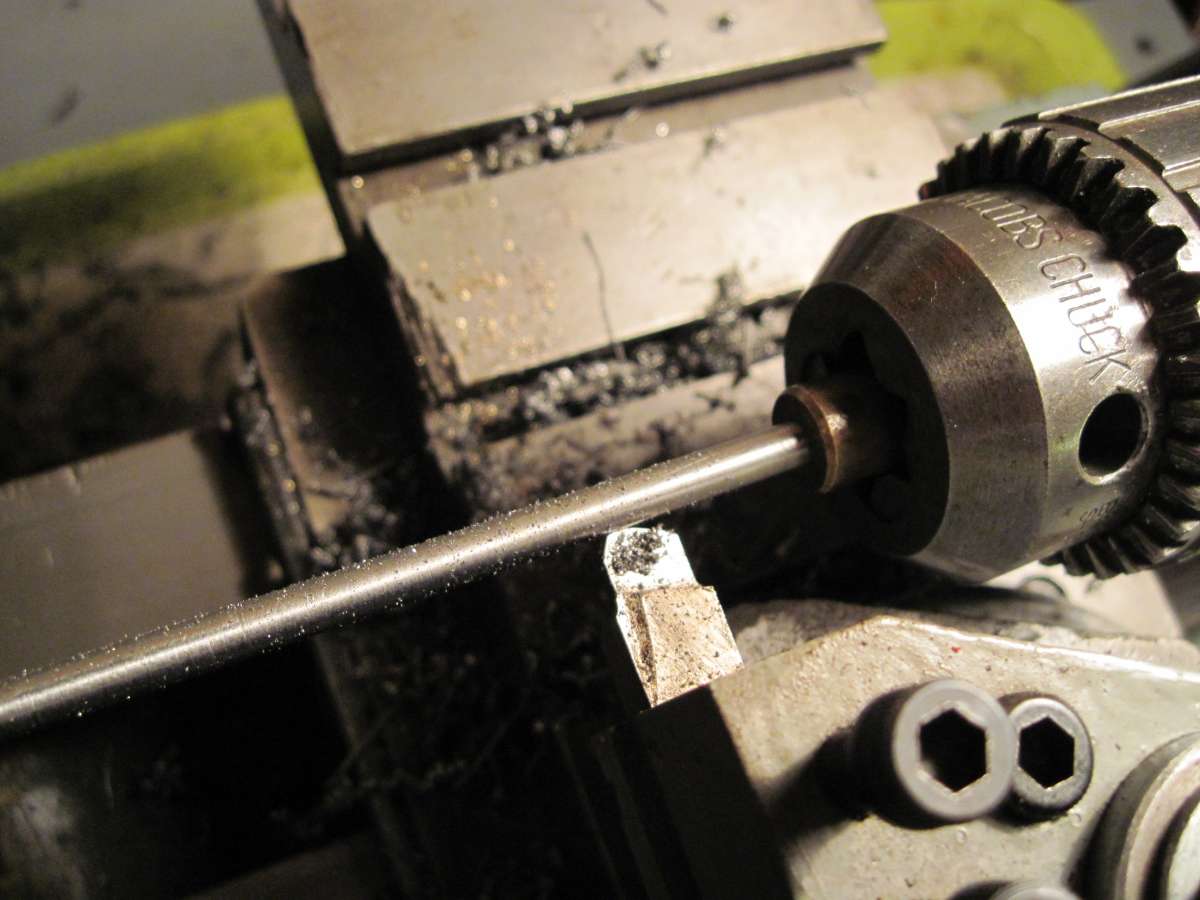 Turning thin axle - 290710 004