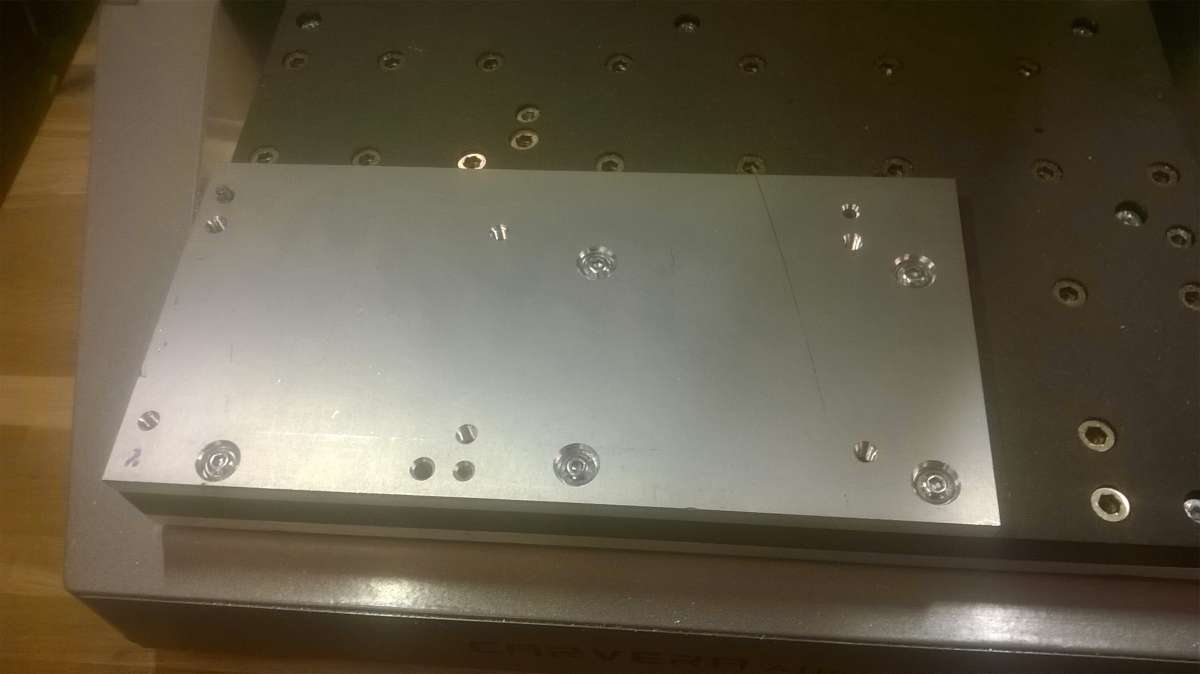 Sub plate mounted on Carvera Air